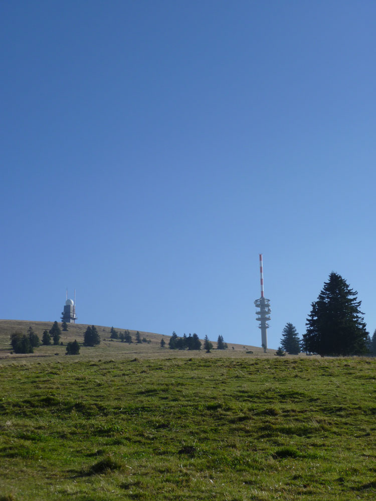 Wetterradarstation und Fernsehturm am Feldberg im Schwarzwald