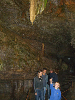 Tropfsteinhöhle Stalaktit Besucher